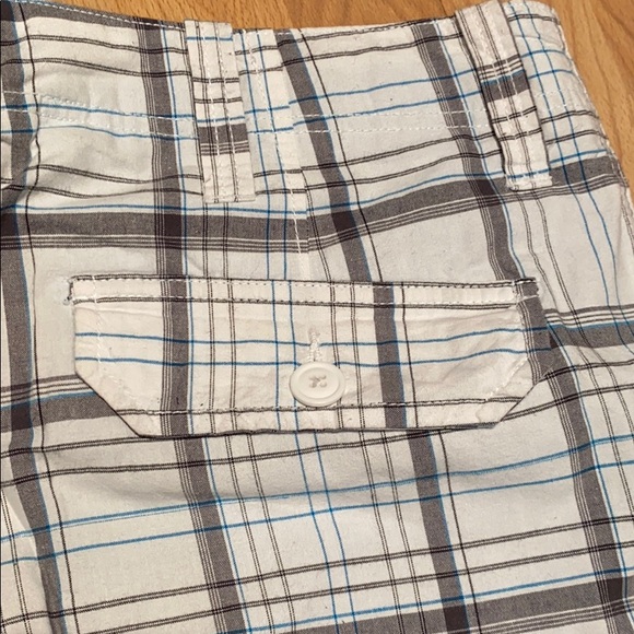 Men’s plaid shorts! - Picture 4 of 6